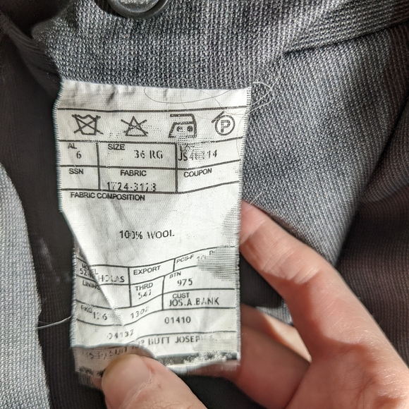 Jos. A. Bank Full Suit - Picture 11 of 14